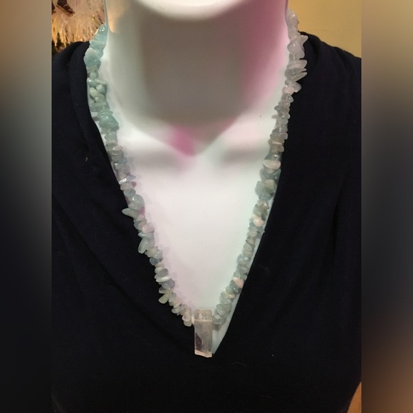 Elegant Blue Beaded Gemstone Necklace - Picture 1 of 3
